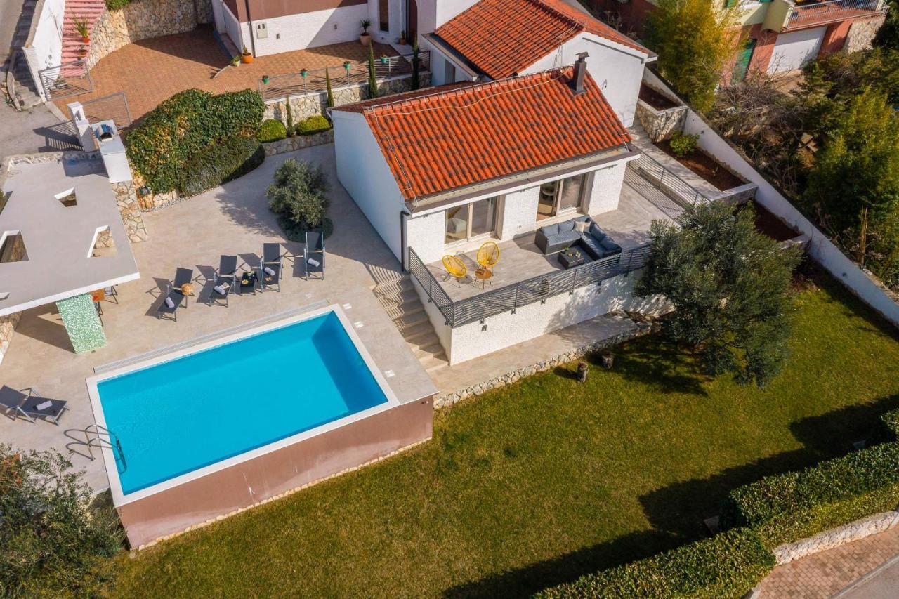 Villa Tela With Pool Жаборич Экстерьер фото